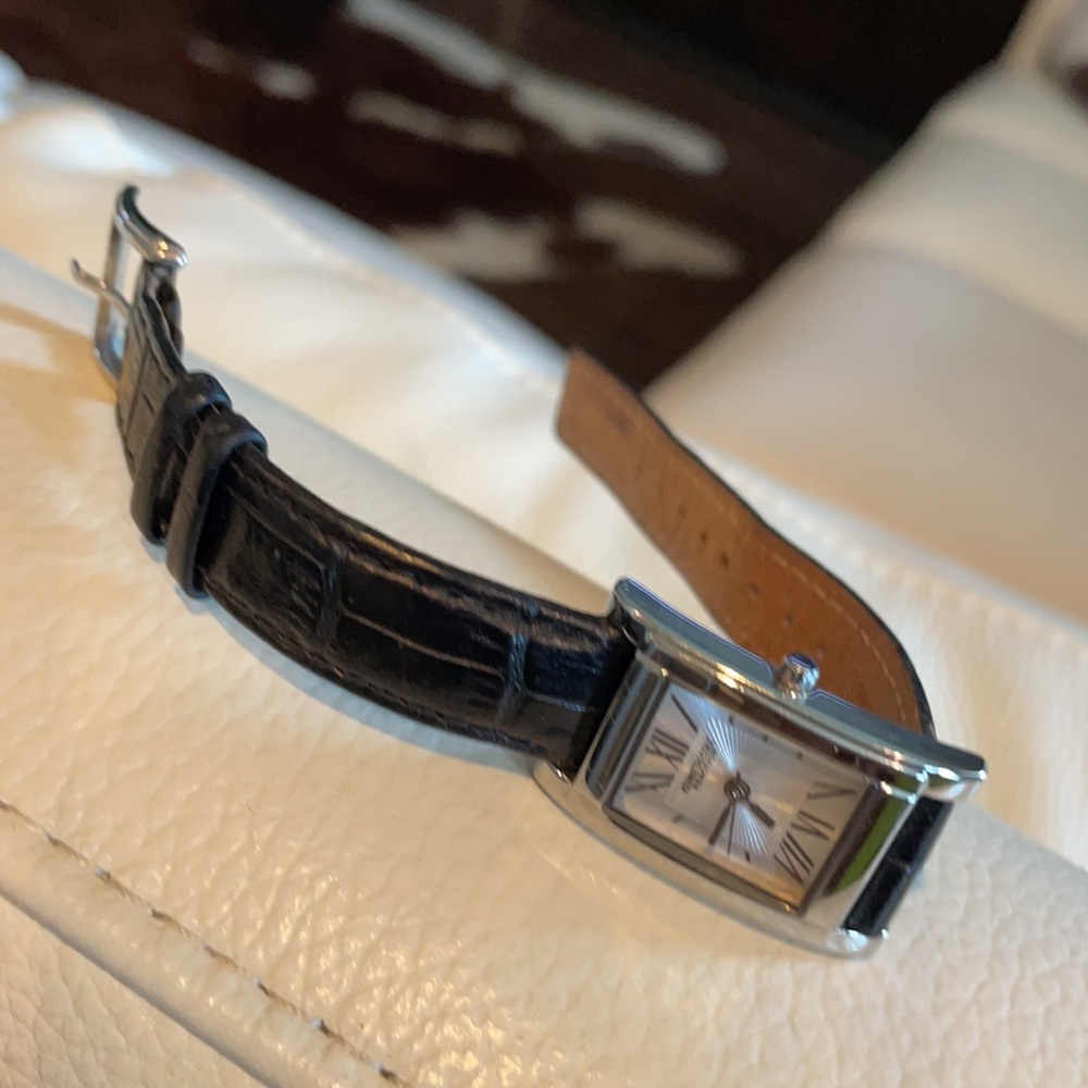 Kenneth Cole watch - Picture 2 of 5